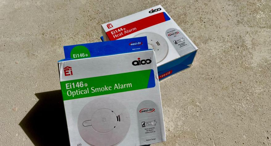 Smoke and heat alarms systems installation in brighton and hove.